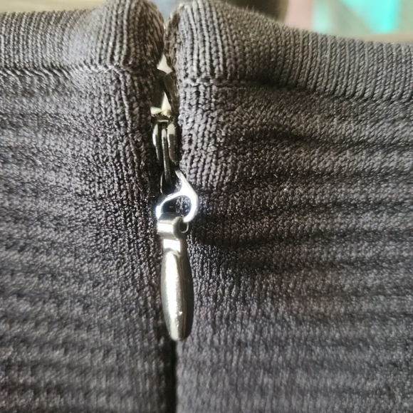 Herve Leger semi formal dress. - Picture 5 of 6